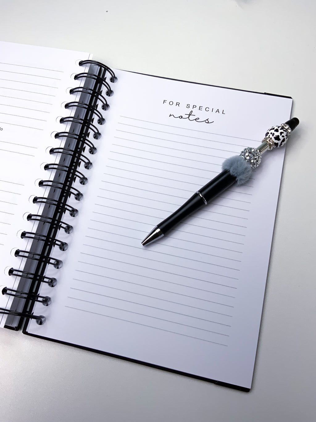The "I.Y.K.Y.K" Password Book: Secure Your Digital Life
